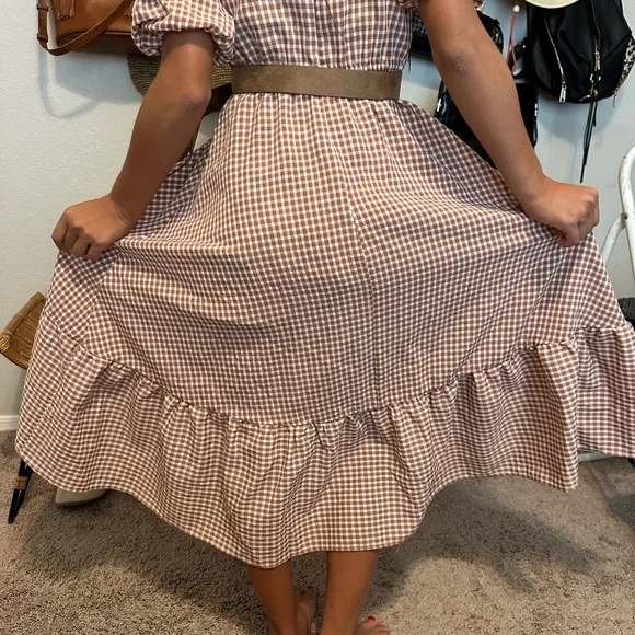 Joyfolie Brown and White Puff Sleeve asymmetrical, girls dress size 8 - Picture 6 of 9